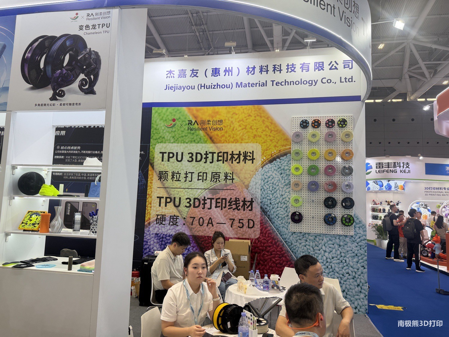 111242ezi68dhih8inkhcd.jpg